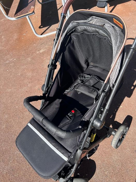 Продам детскую каляску.