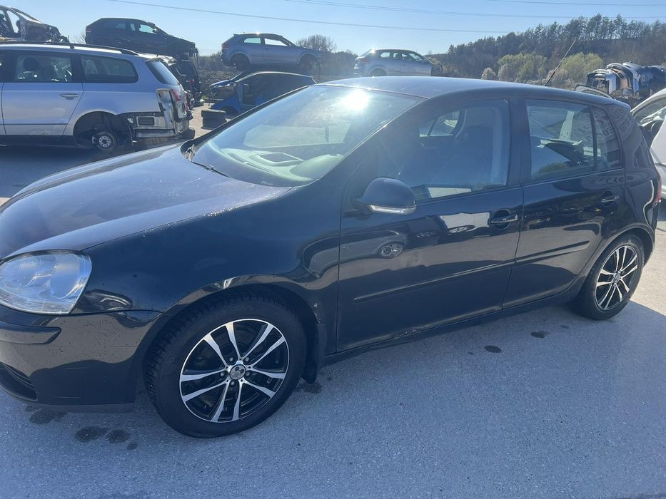 VW Golf 5  105ks код на мотора BLS 2008г.