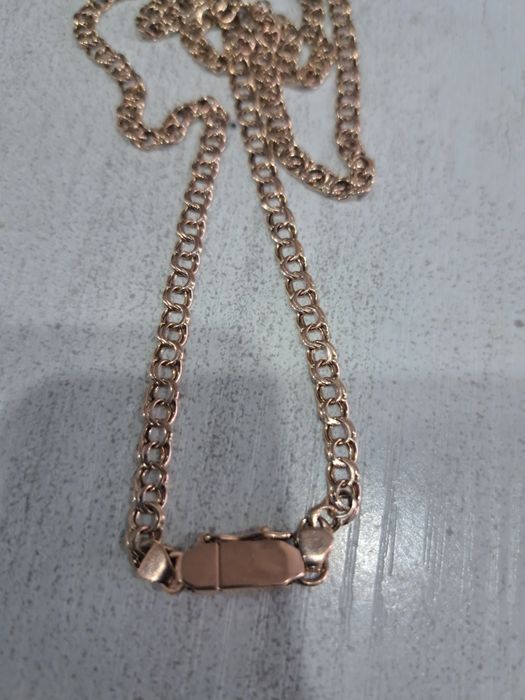 Продам цепочку золотую