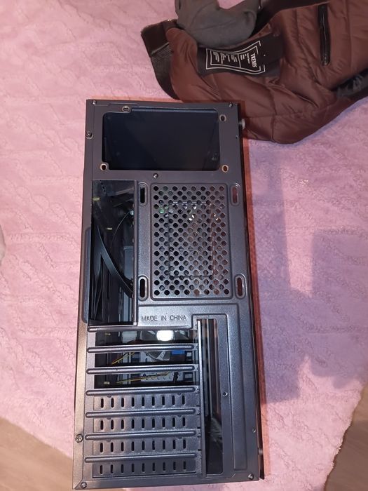 Продам корпус б/у