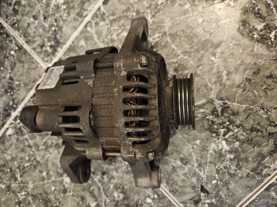 Алтернатор за Дачия Логан 1,4 бензин 2007г.