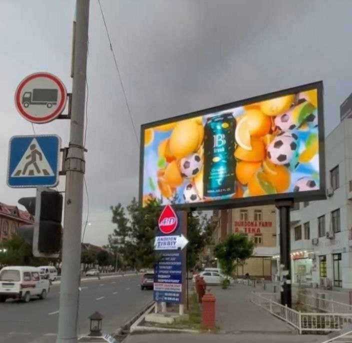 Led ekranda  reklama. Лед екран на рекламах . Маниторларда реклама.