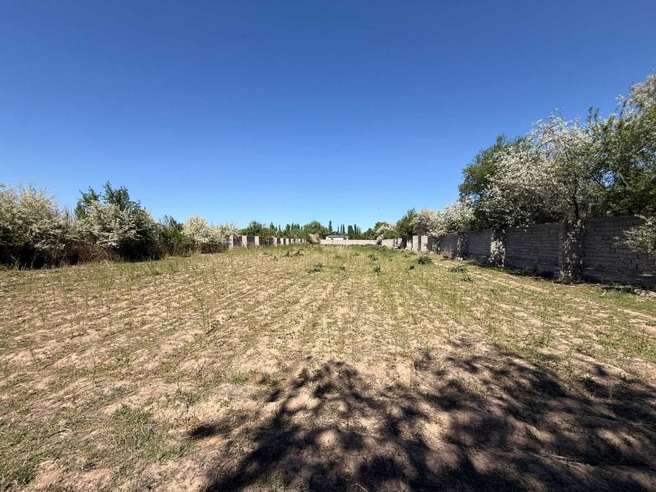 Земельный участок