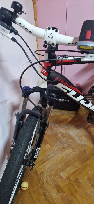 Bicicleta Fuji Nevada