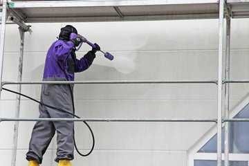 Почистване на фасади