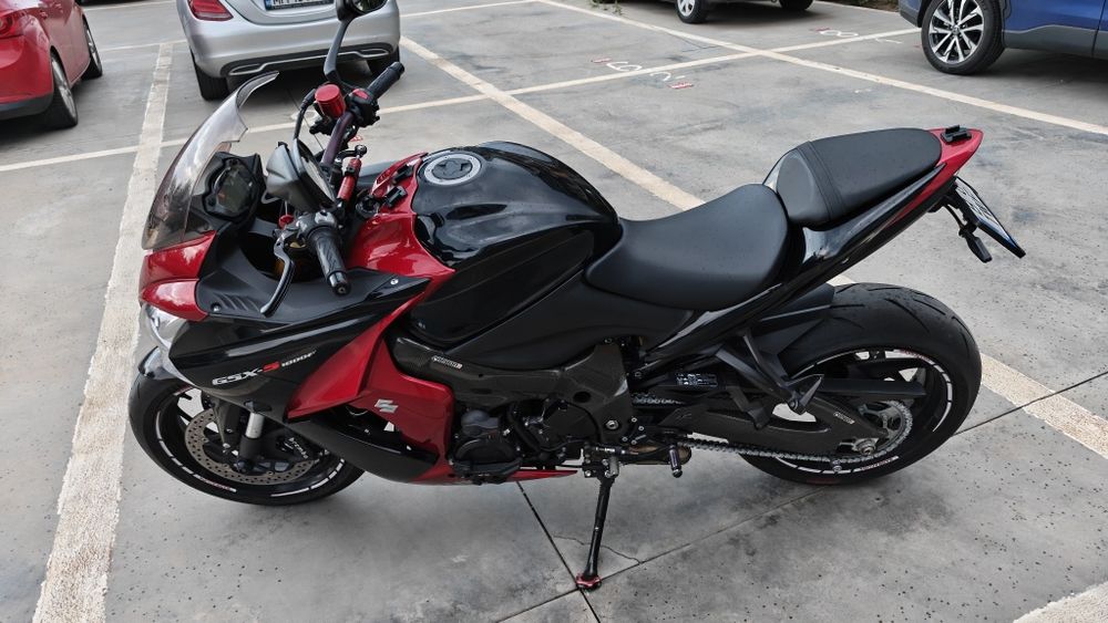 Suzuki GSX-S 1000 F AL8 anvelope/rev furca/rev ulei/placute TOTUL NOU