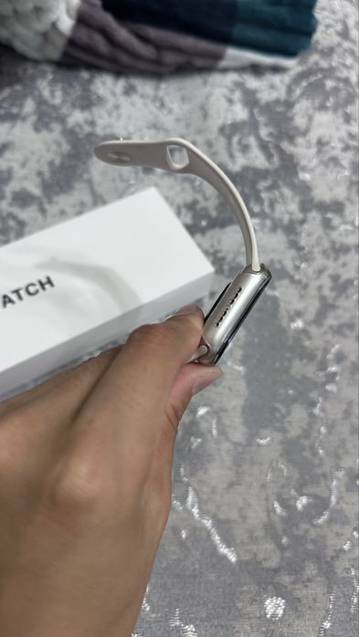 Продаются Apple Watch SE Gen 3 (40 мм)