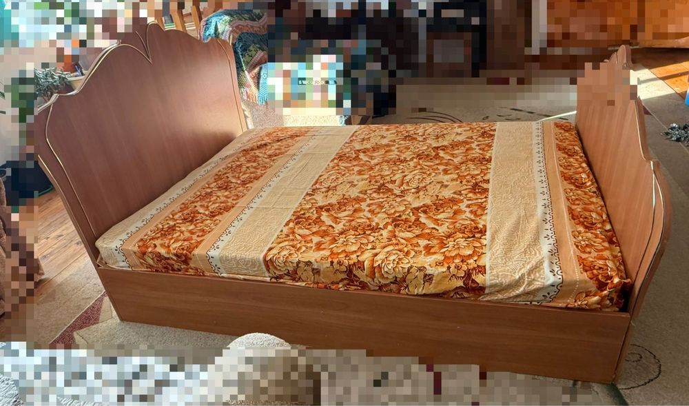 Кровать двухспальная