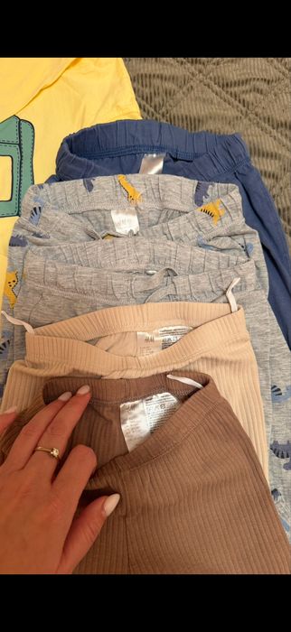 Lot 10 pantaloni marimea 80 + cadou o bluza