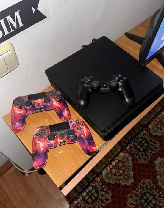 PlayStation 4 Slim - 12 jocuri