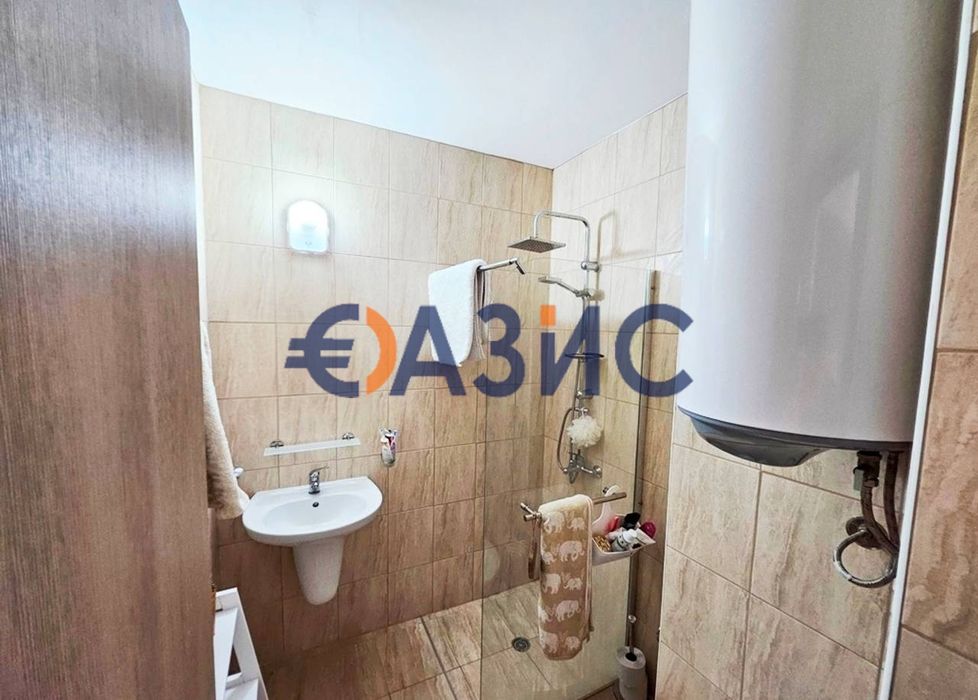 Продава се Тристаен апартамент в к.к. Слънчев бряг - 74 кв.м за 482 €/кв.м - Снимка #13