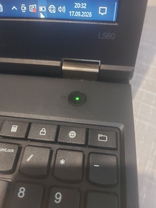 Laptop i5 gen6,8gb,ssd