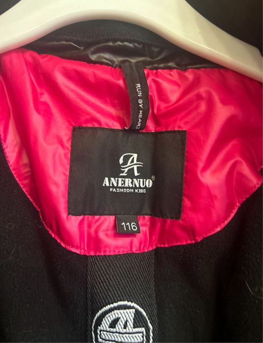 Верхняя одежда на девочку