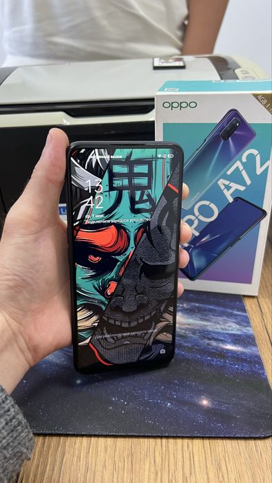 Телефон Oppo A72