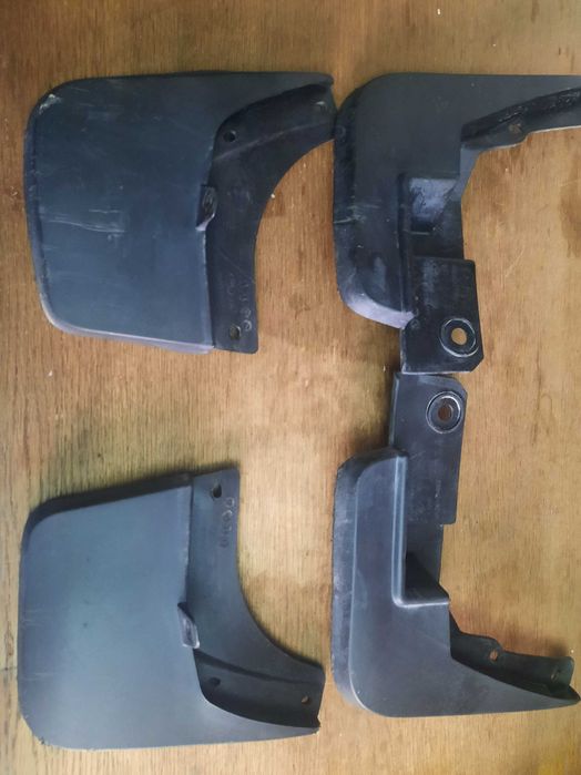 Брызговики на LADA X RAY