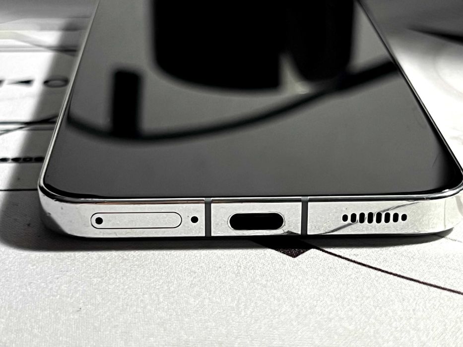 Xiaomi 13 (256GB) — stare bună