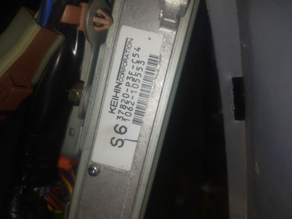 ЭБУ процессор на Honda CRV RD1