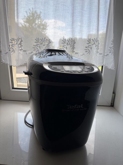 Mașină de copt pâine