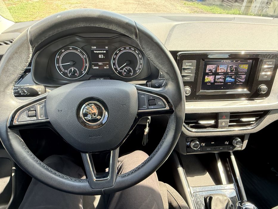 Scoda Scala Ambition 1.0 TSI ( Benzina) 114 CO EURO 6 cutie automata 7 trepte DSG Car Play Android  Lane Assist Front Assist Clima 128000 km