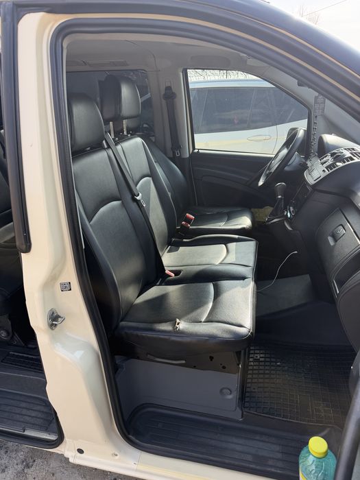De vanzare Mercedes Benz Vito 8+1 Automat