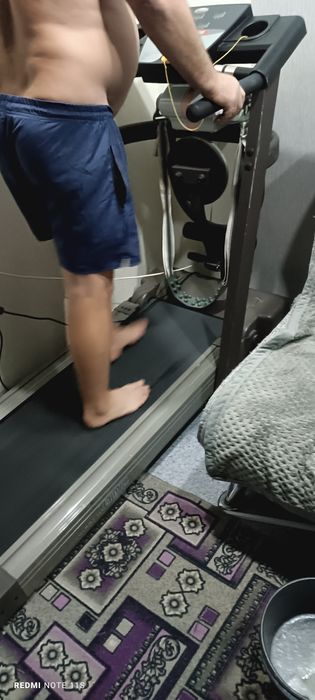 Продам беговую дорожку