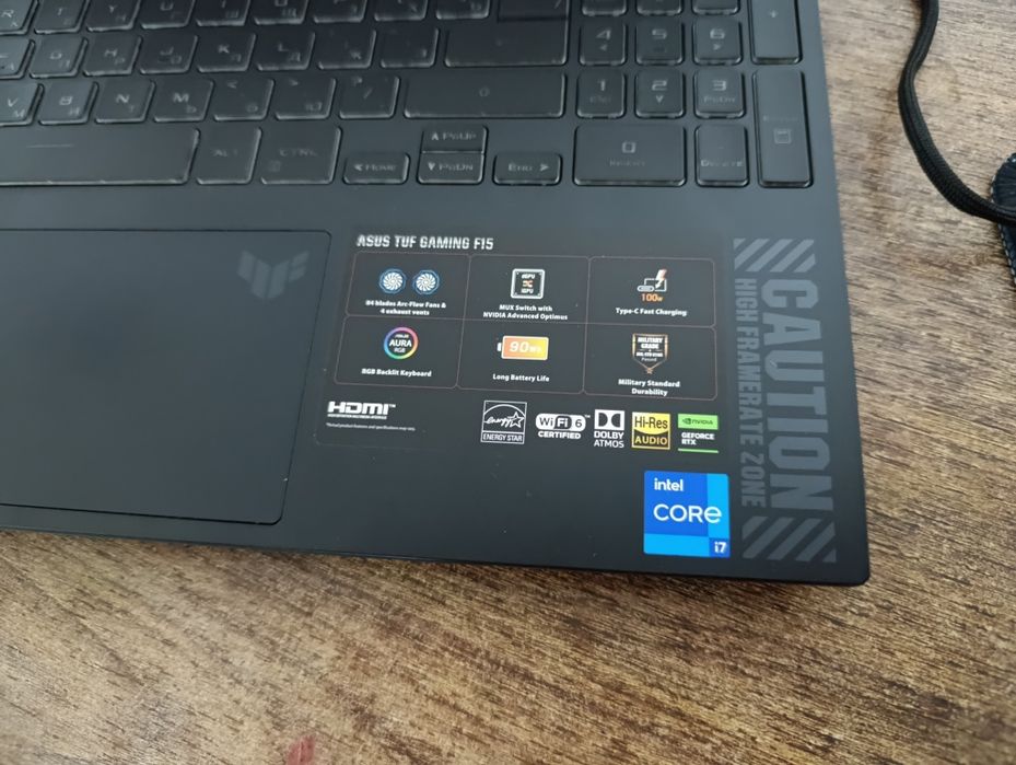 Asus TUF F15 plus kovrik