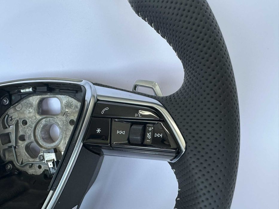 NOU: Volan cu Comenzi Sline Tesit Audi A6 C8 A7 4K A8 Padele S-line