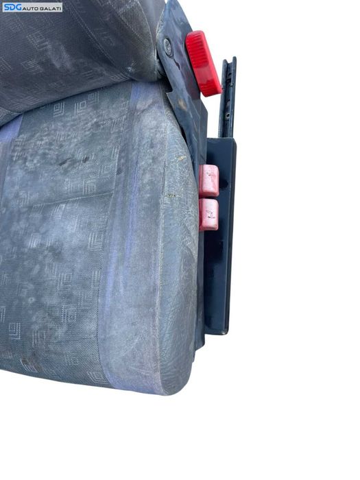 Scaun Stanga Fata Mercedes Sprinter 2000 - 2006 [B4484]
