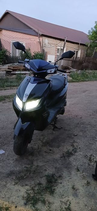 Продам скутер м8