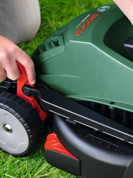 Электрическая газонокосилка Bosch ROTAK 34-405