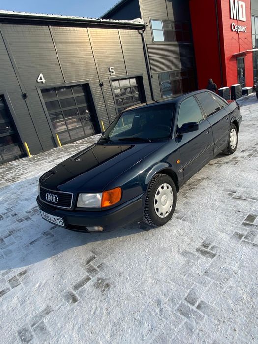 Продам Ауди 100с4