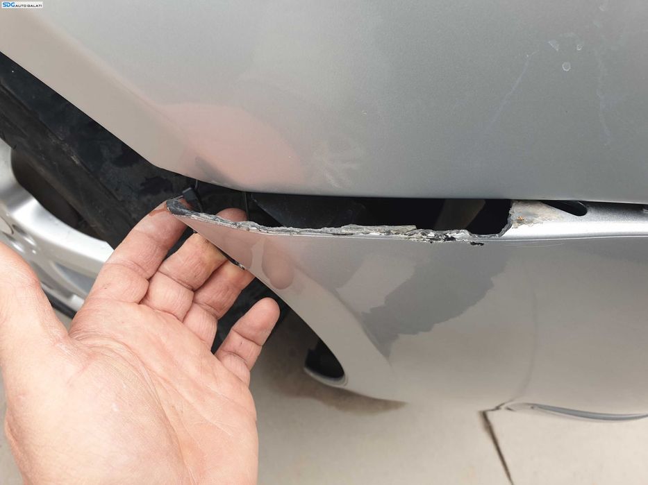 Bara Spoiler Fata Completa Mercedes Clasa B Class W245 2004 - 2012 Culoare 761U [K9472]
