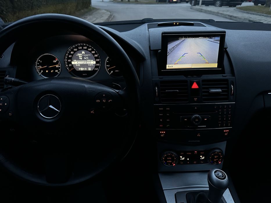 Задна камера и Carplay Mercedes W204 W212 монтиране Fakra AndroidAuto