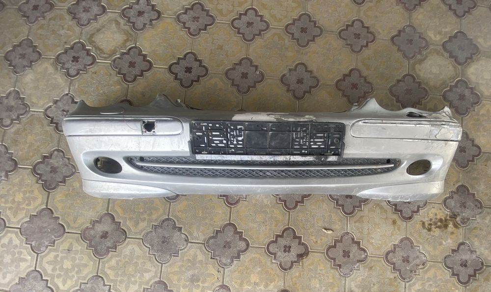 Бампер мерседесса W203