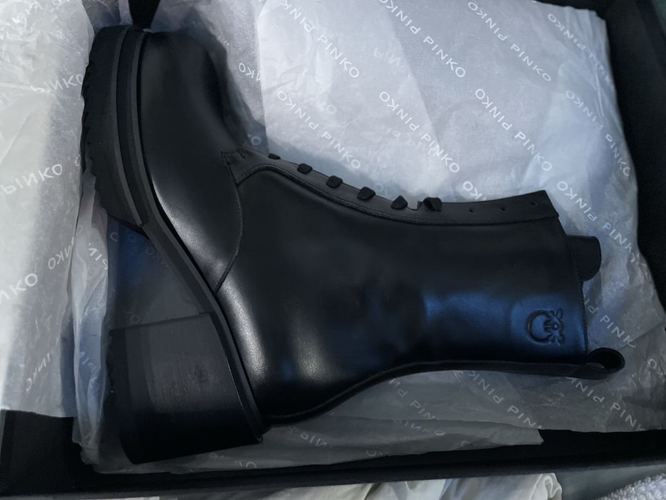 Дамски боти PINKO Honneger Anfibio, нови