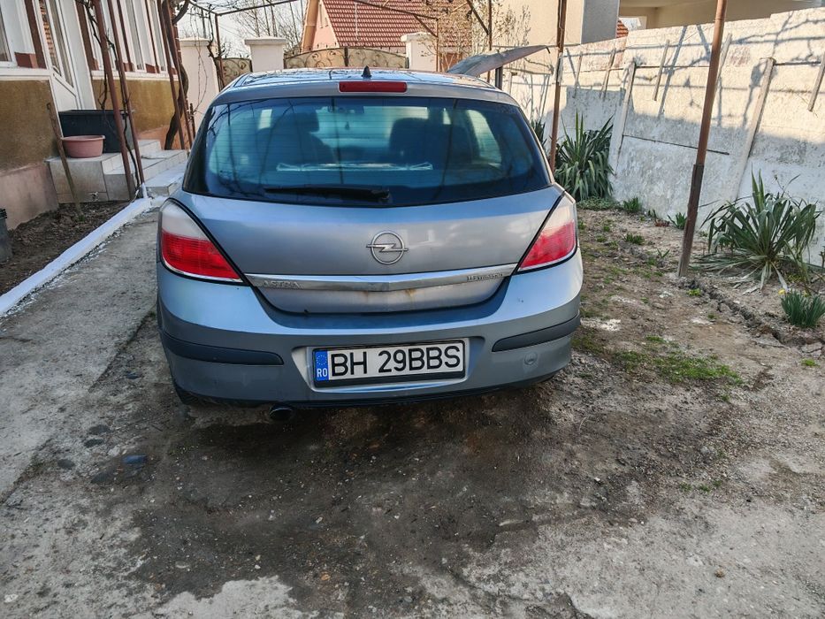 Opel Astra H 1.6 benzina