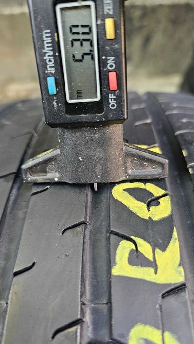 Anvelope 225/45/17 CONTINENTAL SI DUNLOP vara