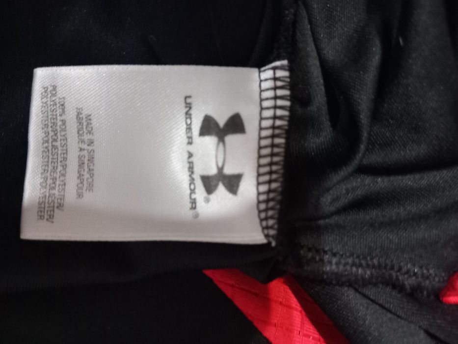 Under Armour Тениска