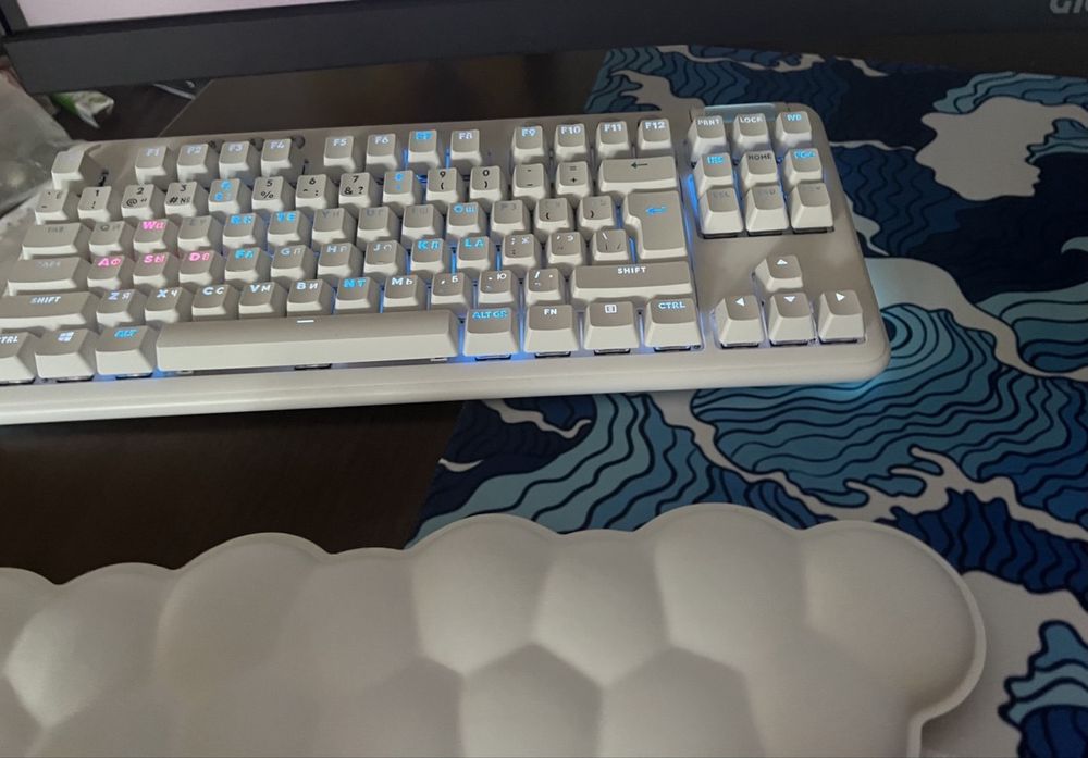 Клавиатура logitech g715 brown switches