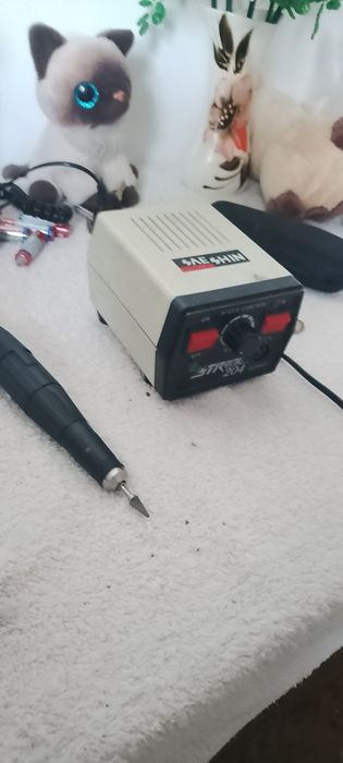 Продам машинку для маникюра