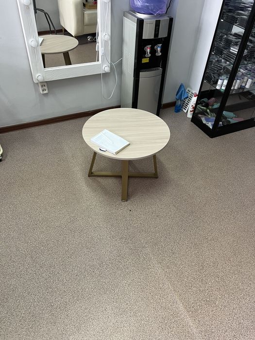 Продаеться оборудование для бьюти студии