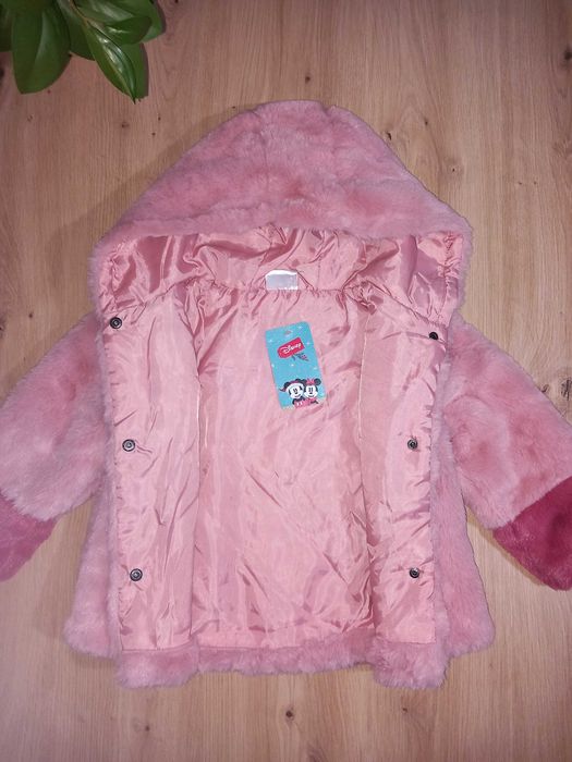 Детско розово палто - Ново с етикет + ПОДАРЪК нови ръкавички + шапка