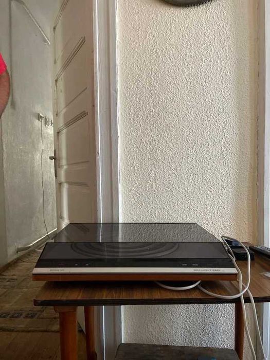 Pick-Up Bang & Olufsen Beogram 2202 , nu are doza.