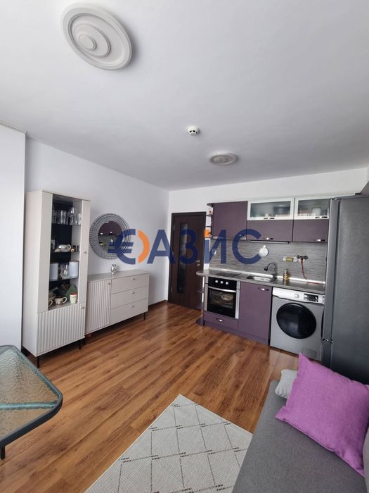 Продава се Двустаен апартамент в Свети Влас - 49 кв.м за 1898 €/кв.м - Снимка #2