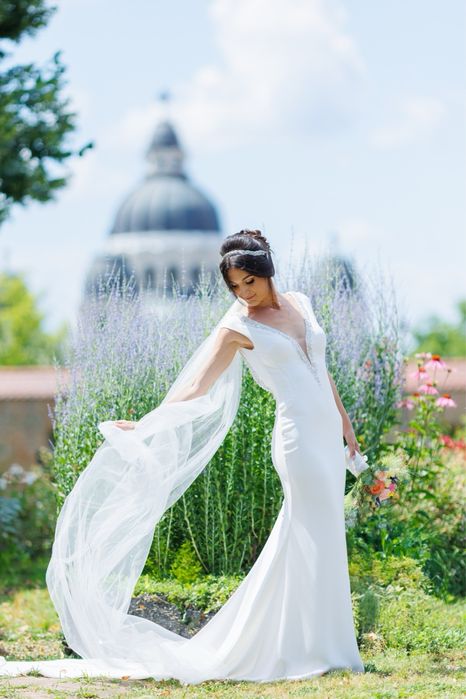 Rochie mireasa Pronovias