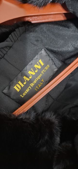 Продам ноковую шубу