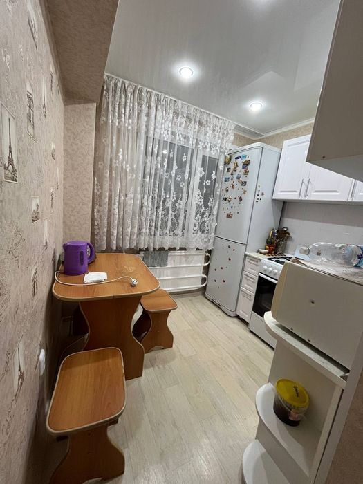 Продам квартиру 4 комнатную