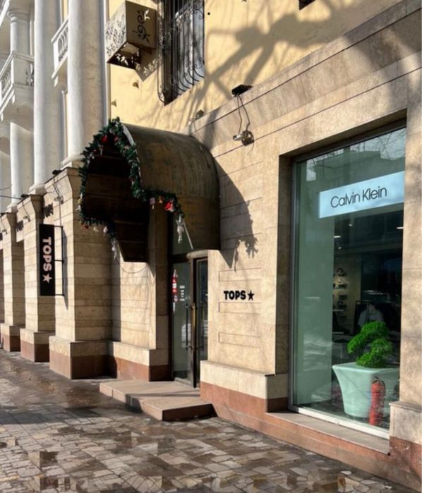 Продается готовый магазин одежды