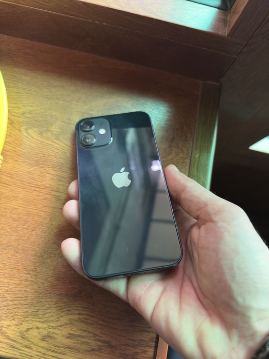 Iphone 12 mini sotiladi