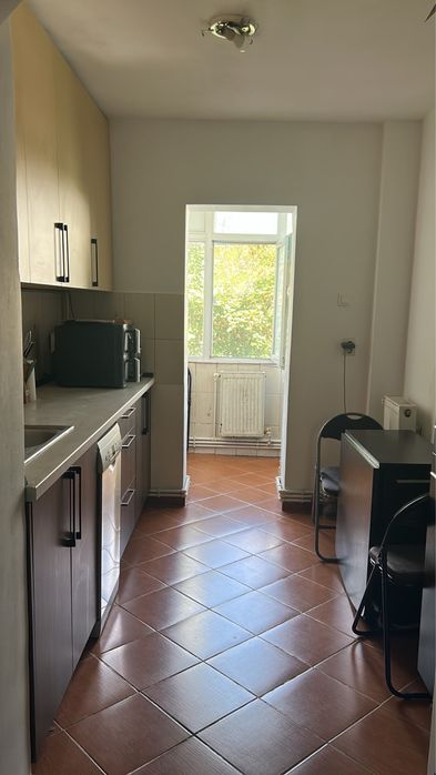 Inchiriere apartament 2 camere Nicolina 1